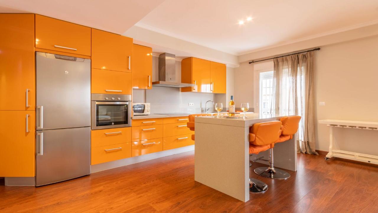 Apartamento Arenal - 3 Habitaciones Севиля Екстериор снимка